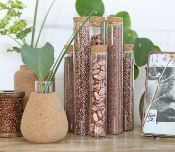 Glass Tube with cork Ø3cm and 20cm tall (set of 6 pcs) [IFS-29144]