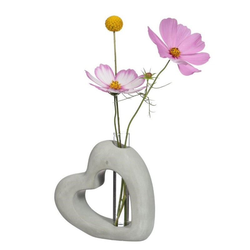 Cement Open Heart with Glass Tube L.3,9 x W.13 x H.13,2 (6 pcs) [IFS-29629]