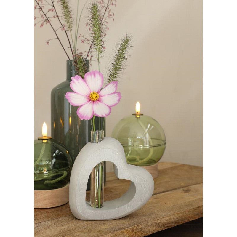 Cement Open Heart with Glass Tube L.3,9 x W.13 x H.13,2 (6 pcs) [IFS-29629]