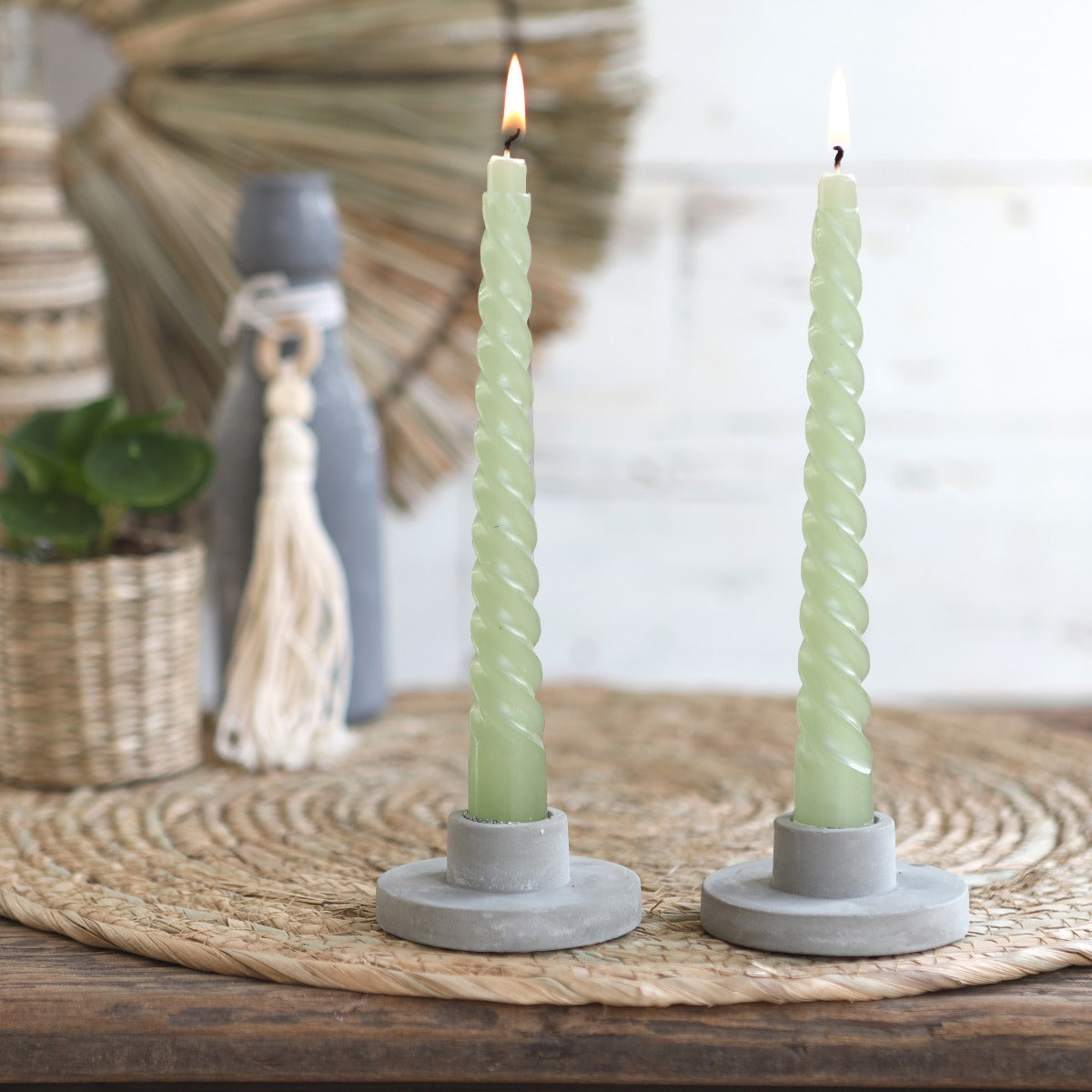 Candles twisted green 19cm high (4 pcs.) [IFS-32235]
