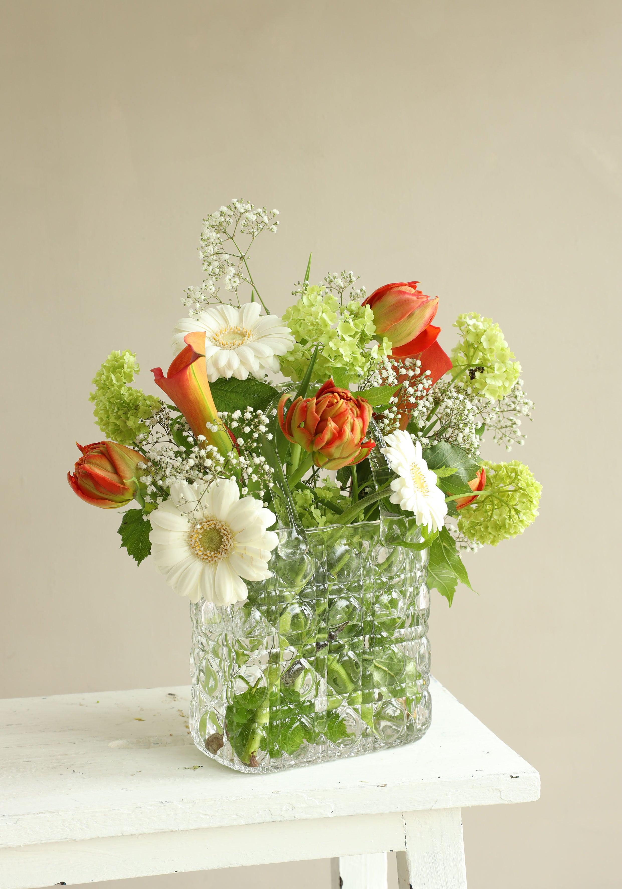 Handbag vase Elysee glass handle L.14 x W.9,5 x H.22 cm clear (1 pc) [IFS-37230]