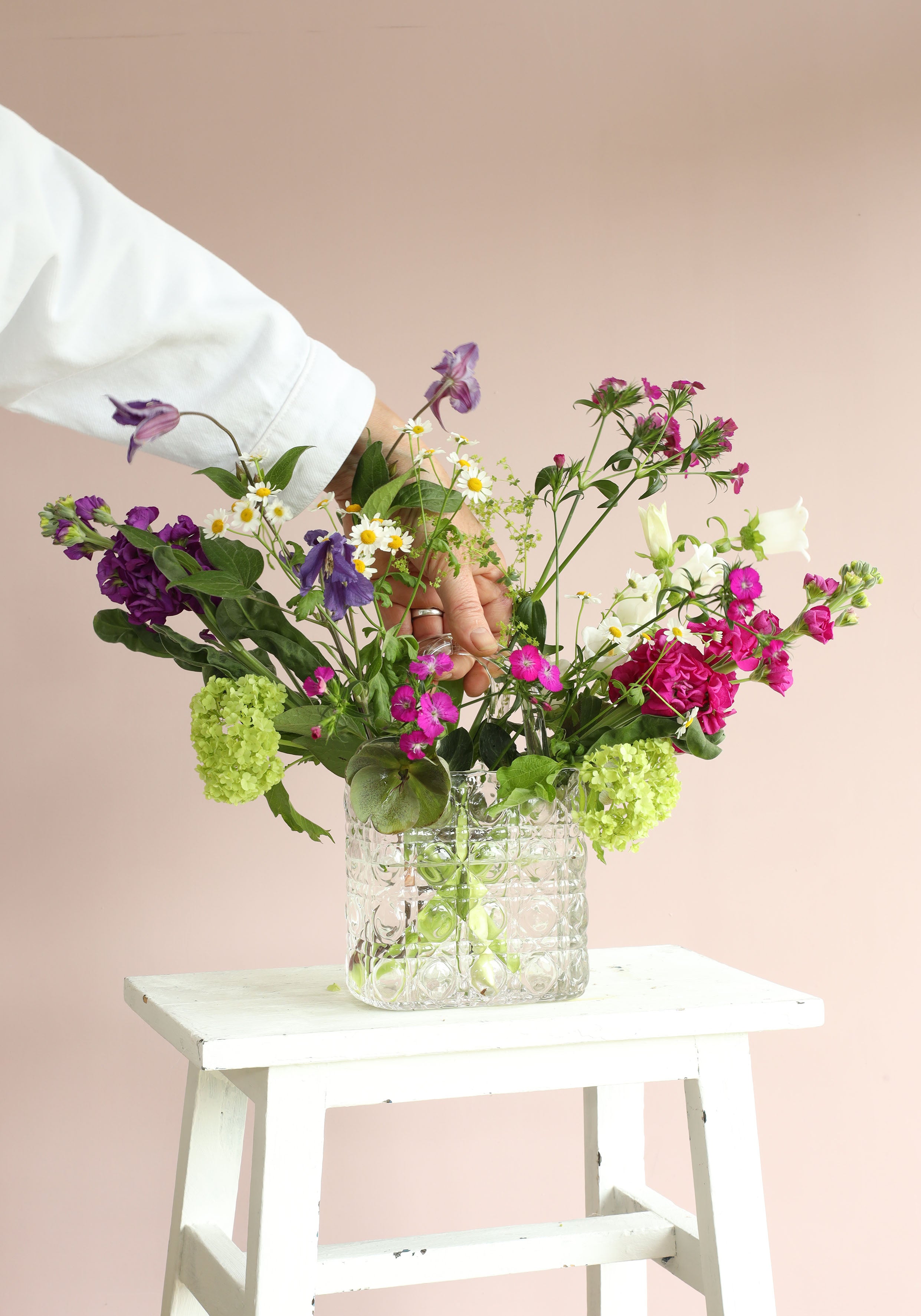 Handbag vase Elysee glass handle L.14 x W.9,5 x H.22 cm clear (1 pc) [IFS-37230]