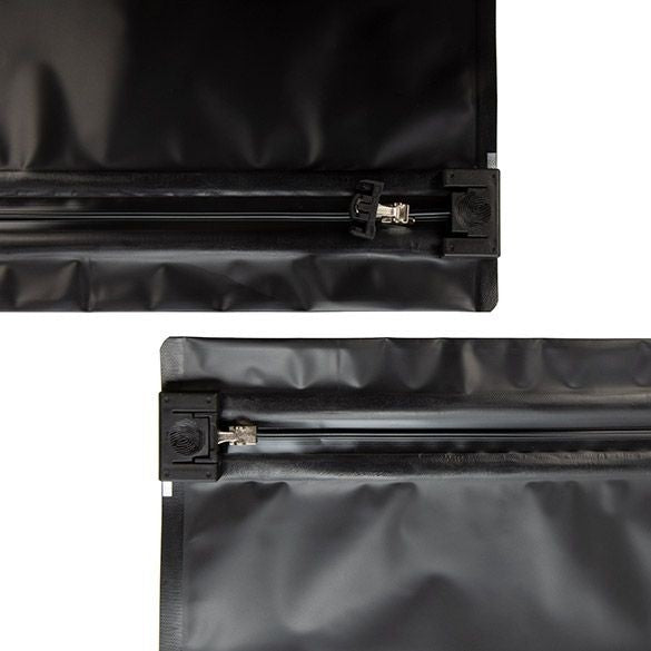 Plastic Bags Matt Black 20.3x6.2x15.2cm with Child-proof Closure (10 pieces) [CRZ68B]