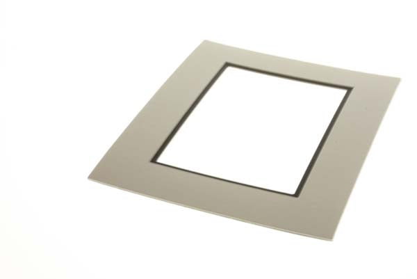Mount Board Double thick Ivoor/ Black 40.6x50.8cm with 27x34.6cm Window (10 pieces) [MD20033]