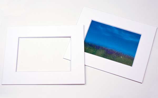 Mount Board Double thick White/White Core 20.6x27cm Window - Outer size 27.9x35.6cm (10 pieces) [MT20004]